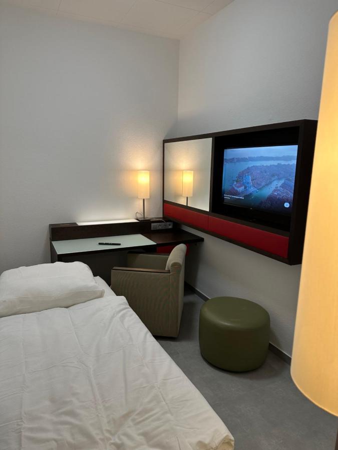 Easyliving Aparthotel